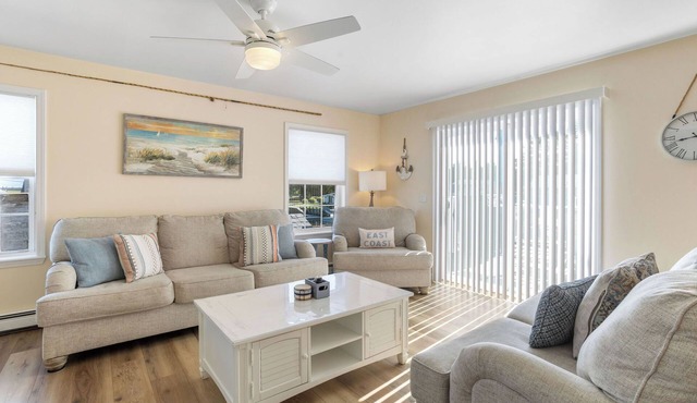 Relaxing Lagoon Home in Little Egg Harbor