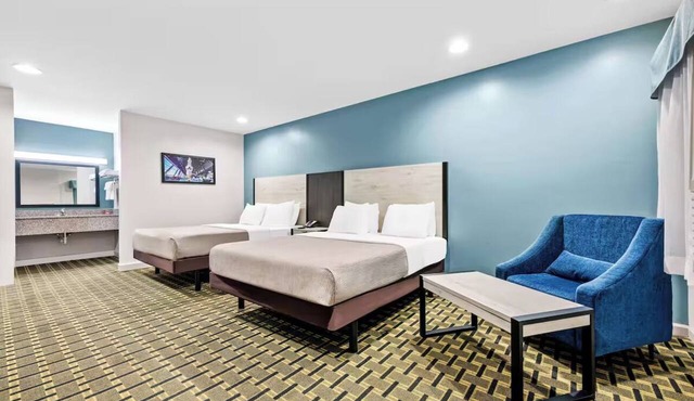 Relaxing Retreat Near Huntsville Museum of Art-3.0 miles away | Free Parking