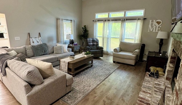 Renovated Lowcountry Home located near the Charleston area!