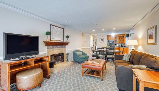 Resort Condo w/Marina Access in Williamsburg!