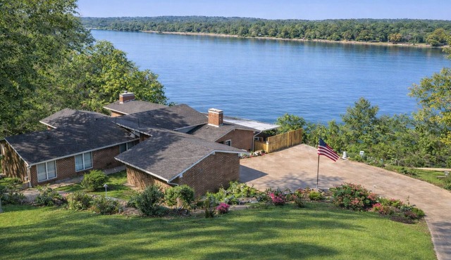Ripple Effect—Huge Space—Incredible Views—Perfect Location