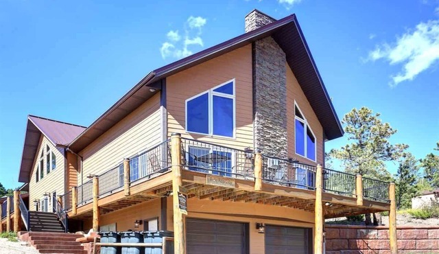 Rocky Ridge Lodge – A Black Hills Escape for Family & Friends!
