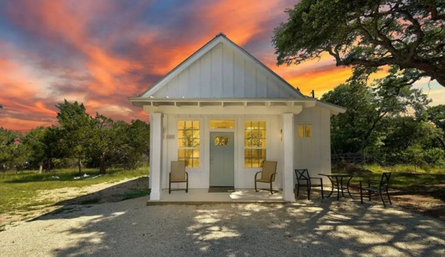 Romantic Bungalow "Carmen" on 30 Acres