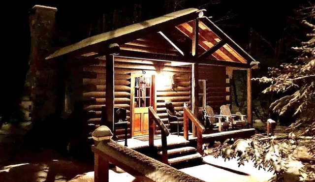 Rustic Log Cabin #6 - "Fireside" Near Franconia Notch State Park in Lisbon