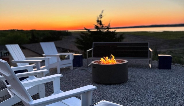 Secluded Family Oasis Next To Bayside Golf w/Deck