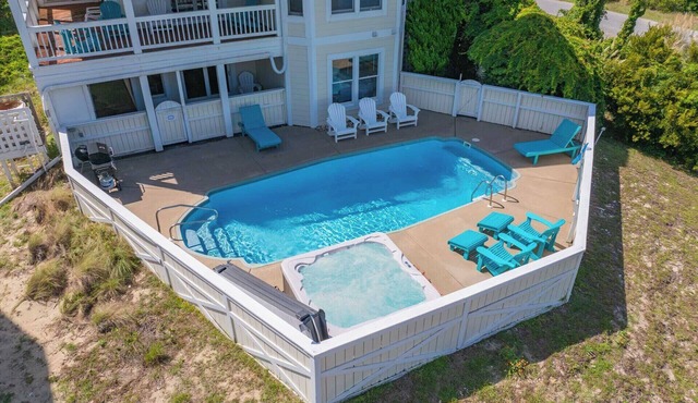 Semi-Oceanfront Dog Friendly w/Pool, Hot Tub, Home Theater, and Game Room