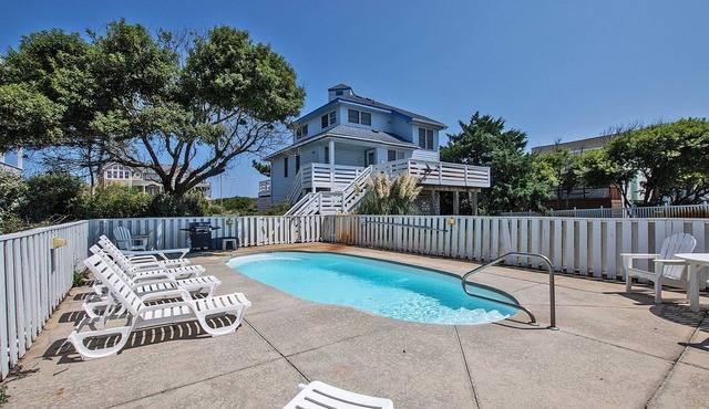 Semi-Oceanfront, Yard, Dogs Welcome, Pool, Close to beach Access, WL1020, Kookaburra