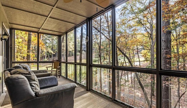Serenity Condo - Golf Course Views Pet Friendly Access to Big Canoe Community