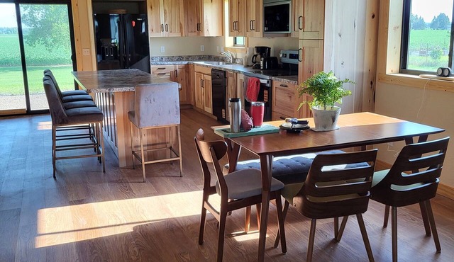 Shell Lake Getaway. Spacious 3-bedroom barndominium in nearby Beaver Brook