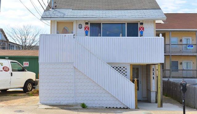 Shore Beach Houses - 111 Lincoln Ave