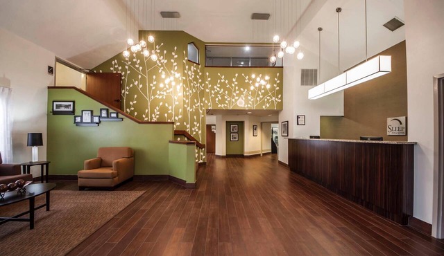 Sleep Inn & Suites Tulsa Central I-44