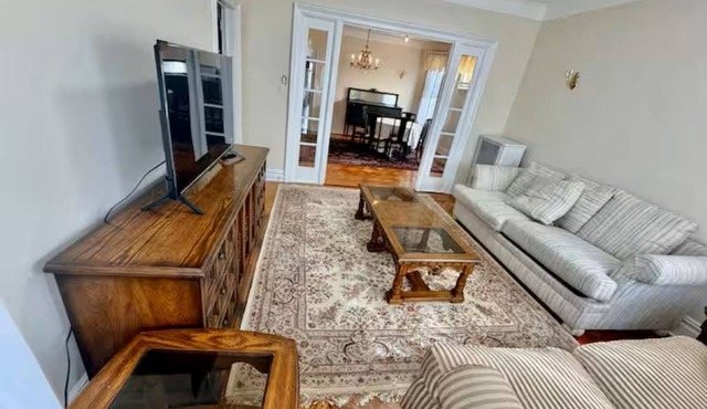 Spacious 3BR/7 Guests/Parking/Near NYC & Stadium