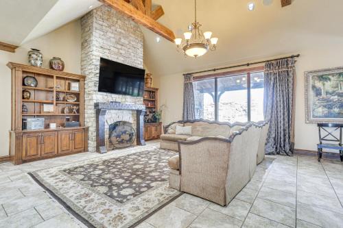 Spacious Edmond Vacation Rental w/Shared Pool!