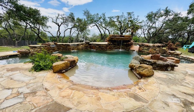 Spacious Home with Casita: Resort-Style Pool, Gazebo, 2 Full Kitchens, 2 acres