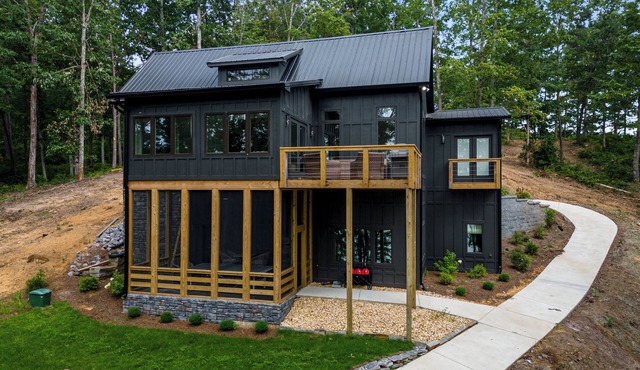 Spacious new home on quiet cove, big water views sleeps 12