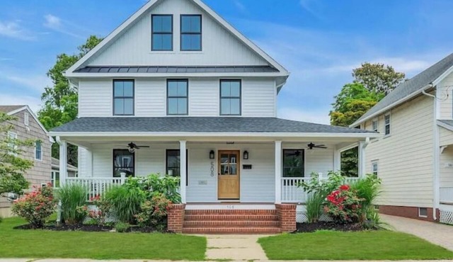Spring Lake 4 bed/4 full bath