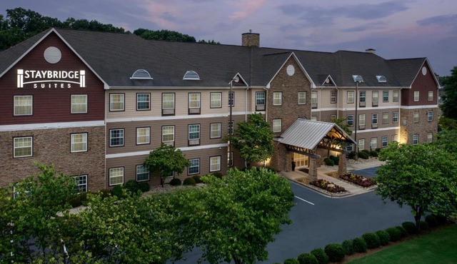 Staybridge Suites Greenville I-85 Woodruff Road by IHG