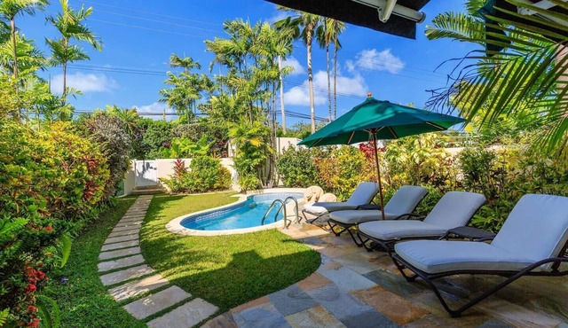 Steps from Mullins Beach 4 bed townhouse in St Peter