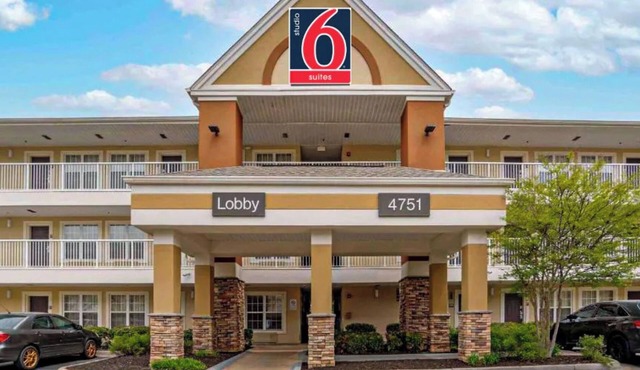 Studio 6 Extended Stay Huntsville, AL - US Space & Rocket Center
