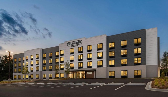 StudioRes by Marriott LaGrange
