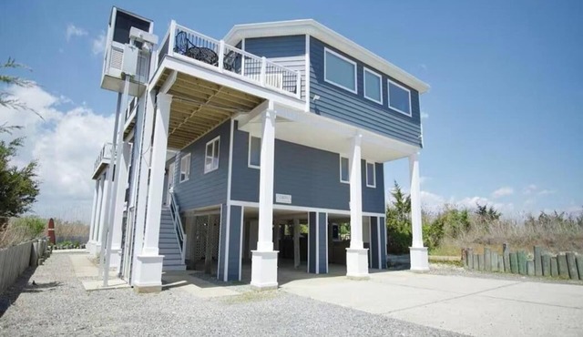 Stunning Beach Views, Steps Away from the Beach