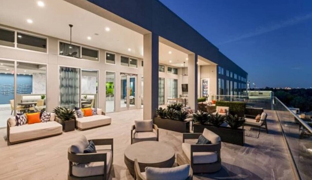 Stylish 3-Bed, 2.5-Bath Furnished Retreat