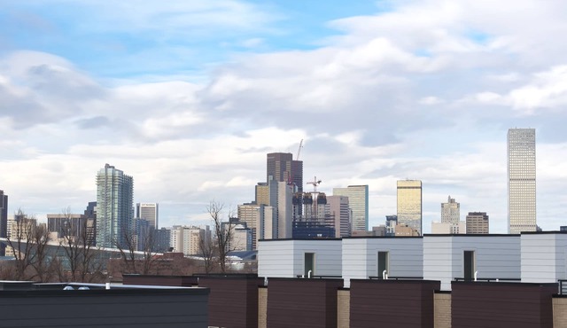 Stylish and Comfortable Townhouse Near Downtown Denver