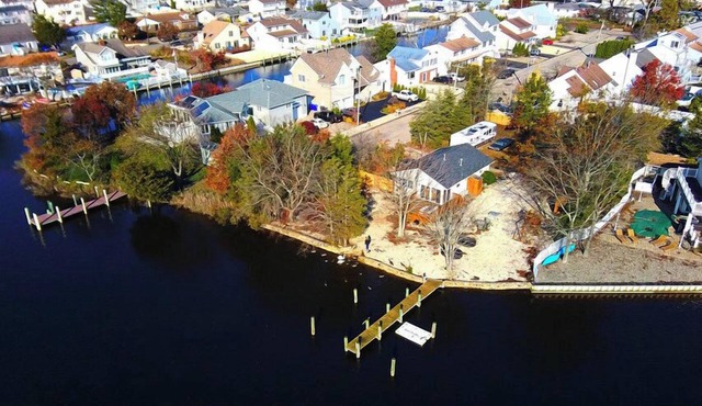 SUN7 | Bring your boat! Waterfront cottage w/private dock!