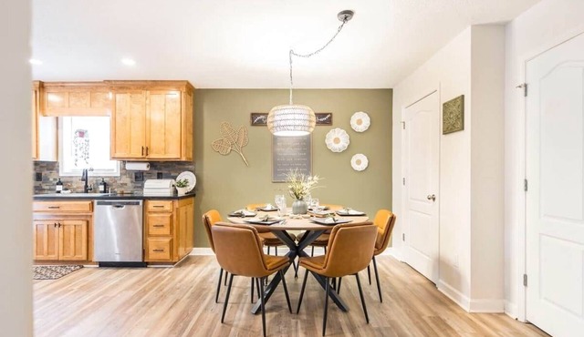 Sunrise Tranquil Cottage 3BR RAFB Pet Friendly