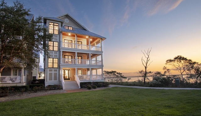 Sunset Island 8 Beach Side Mews