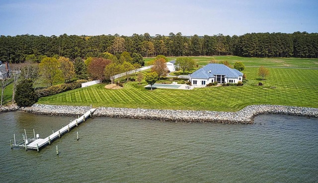 Sunset Shores | an ESVR property