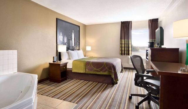 Super 8 by Wyndham Chambersburg I-81