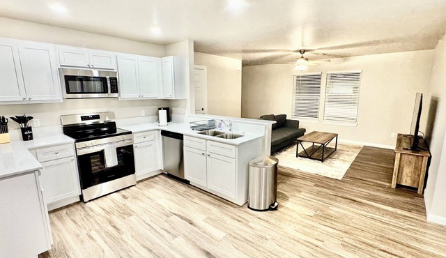 Super Host! Brand New 3 Bedroom/2 Bathroom located in the heart of Yukon!