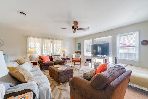 Surf City Coastal Escape w/Fire Pit