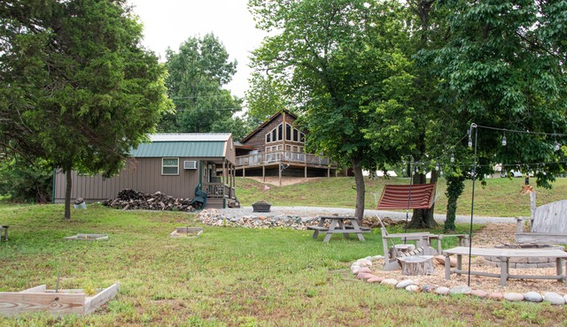 The Cowskin Cabin & Bunkhouse - Lakeview Getaway on 1/2 acre