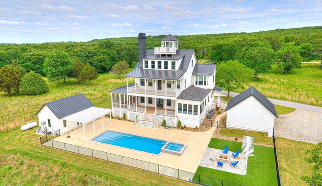 The Grand Overlook | 6BR | Pool | Sleeps 19