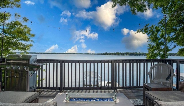 The Prohibition Lakehouse on Mineola Bay - 3/2 Mineola Bay Lake Retreat with Amazing Views