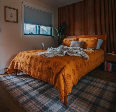 The Willow, Catskill in Catskill