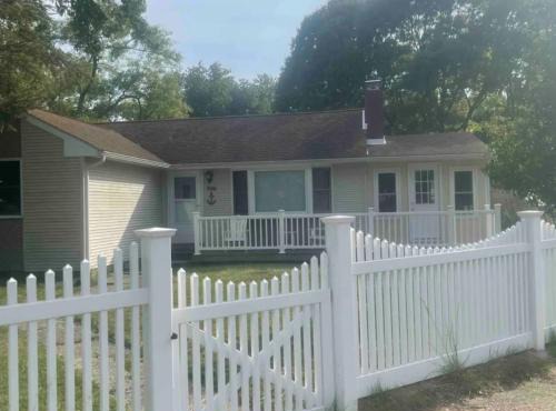 Three Bedroom House - Cape May short walk to the Bay
