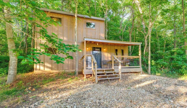 Trails & Creek Access! Alexis Triple Nichols Cabin