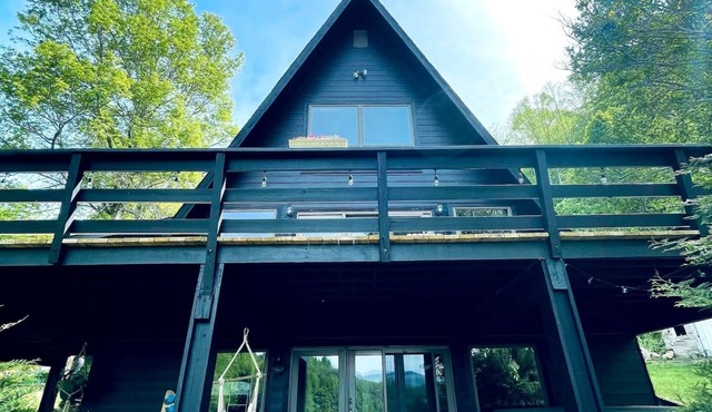 Unique A-Frame Cabin near Boone! Sleeps 6, Hot Tub, large deck