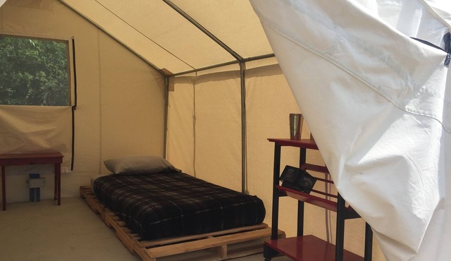 Unique Glamping tent with 2 twin beds in Sturgis South Dakota