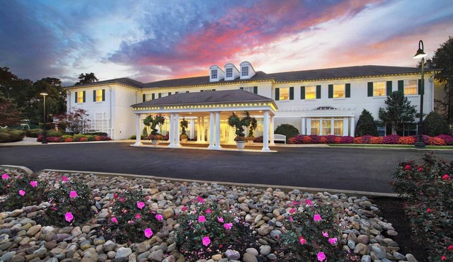 Unwind in Style: Marriott Fairway Villas