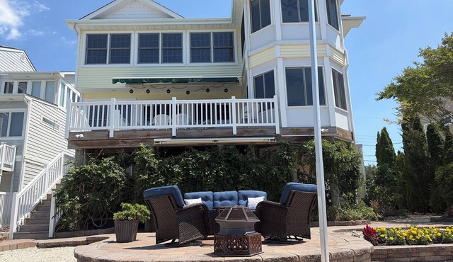 Upscale Osborn Island Home - Near Graveling Beach & LBI - Perfect Summer Getaway