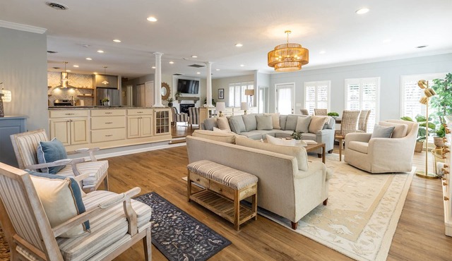 Upscale Family Retreat Near Downtown Annapolis w Resort-Style Outdoor Spaces