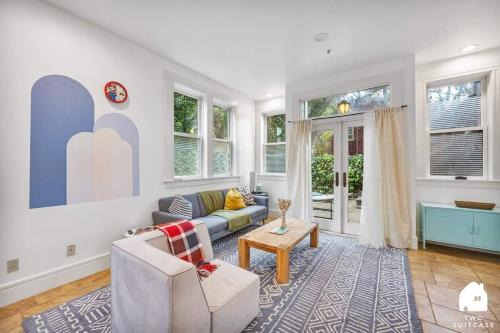 #Urban Elegance 3BR With Parking Near UC BART & Downtown in Berkeley
