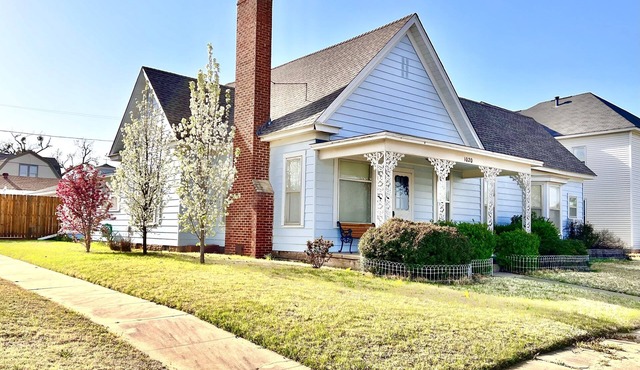 Vintage 66:| Hoff House of El Reno |