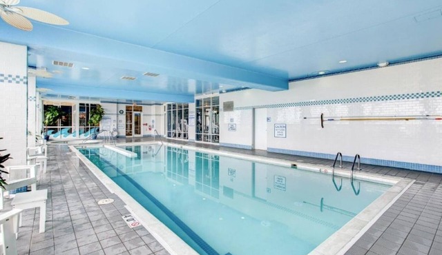 Virginia Beach | City View Escape | Pool & Beach | Studio