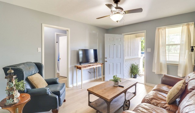 Walk to Eats & Entertainment: Home in Brookhaven in Brookhaven