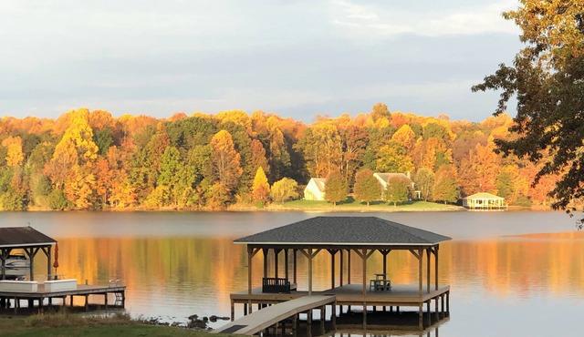 Waterfront Lake Anna Home: Summer Family Escape!